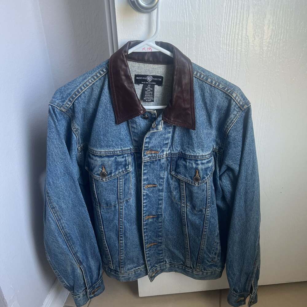 Vintage Looney Tunes Taz Denim Jean Jacket Bomber Warner Bros Leather Collar